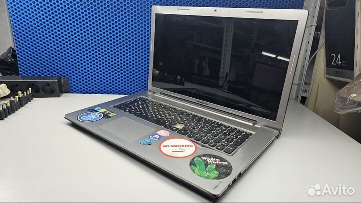 Ноутбук Lenovo Z710 в разбор полурабочий мать