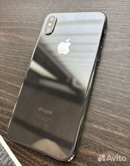 iPhone Xs, 64 ГБ