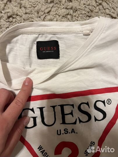 Футболка guess