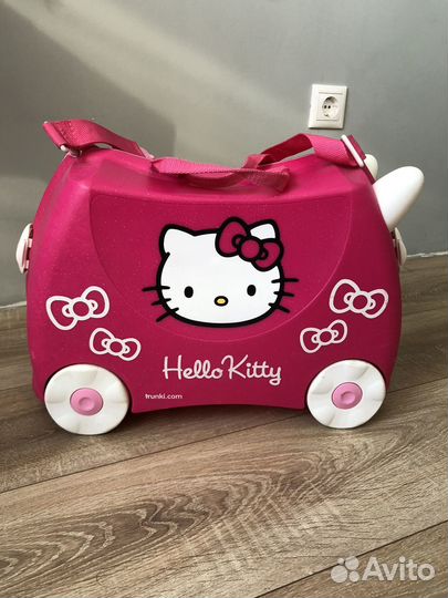 Детский чемодан на колесиках trunki Hello Kitty