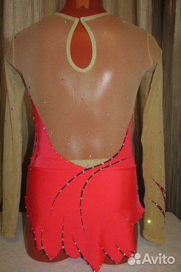 Продам купальник для художественной гимнастики