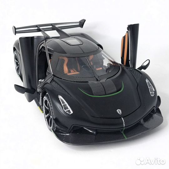 Металлическая машинка Koenigsegg Jesko 20см