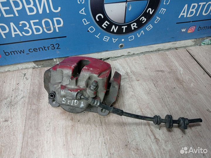 Суппорт передний левый на BMW 5 f10