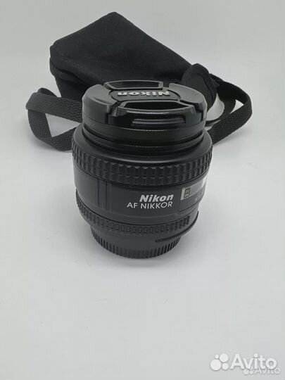 Объектив Nikon 1.4