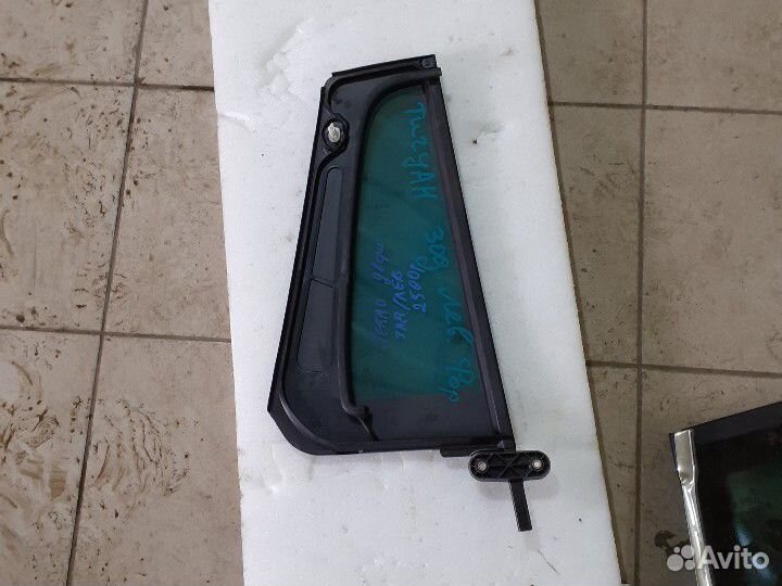 Стекло двери задний левый Volkswagen Tiguan 2