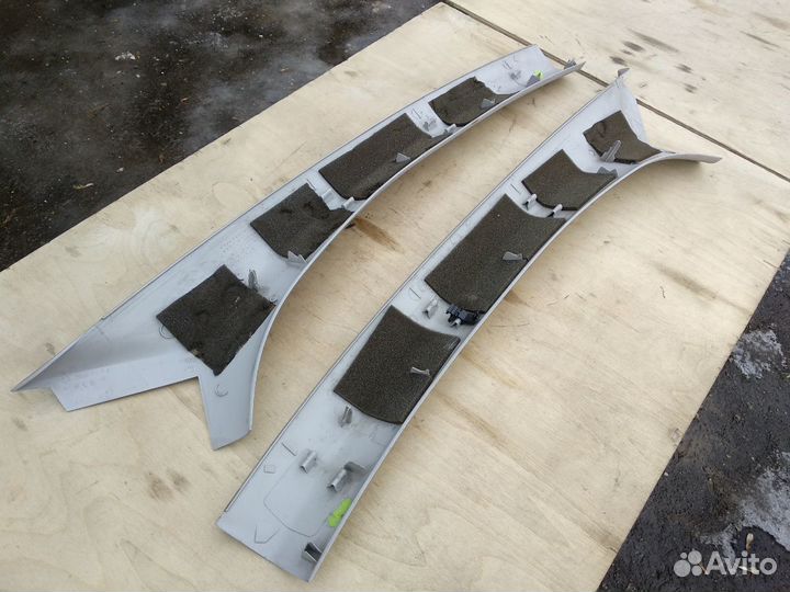 Обшивка передних стоек крыши Пежо 206