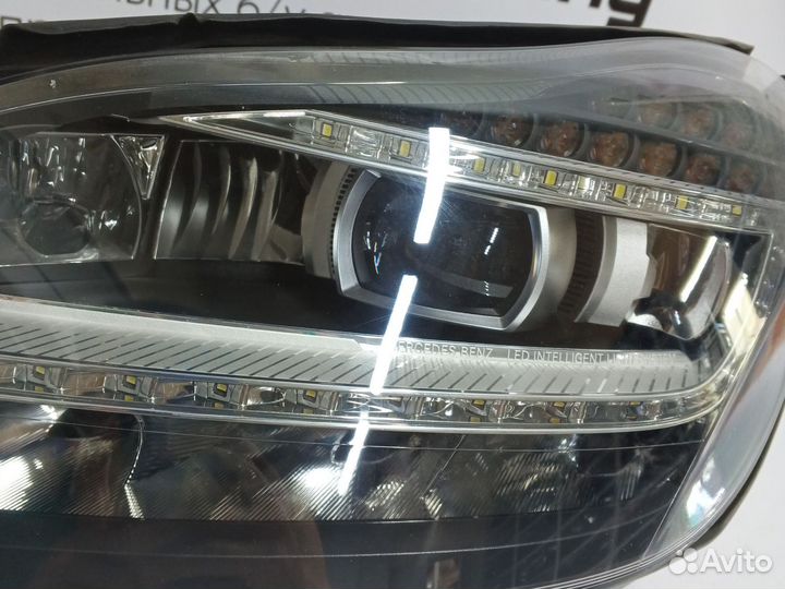 Фара левая Mercedes Benz W218 CLS LED 3 блока
