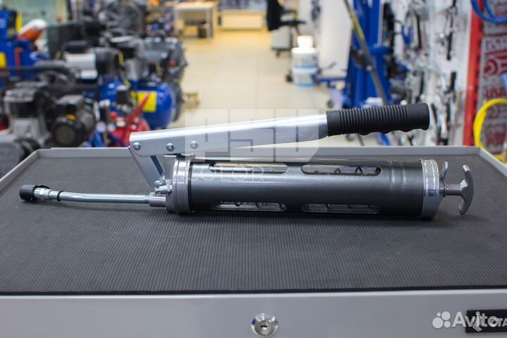 Шприц двухплунжерный для густой смазки, 400 мл