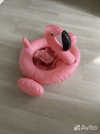 Надувной круг детский фламинго
