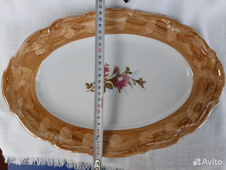 Блюда фарфоровые