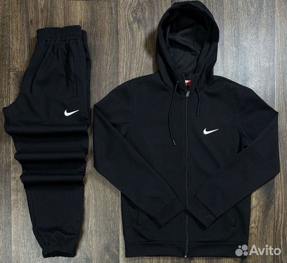Спортивный костюм nike