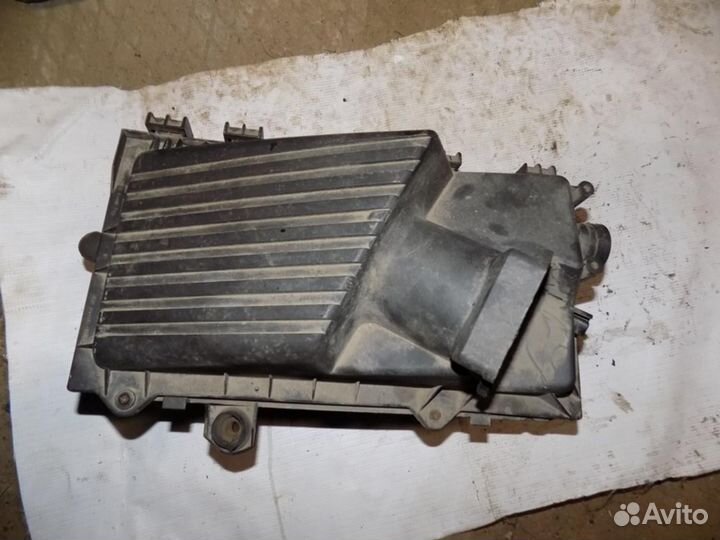 Корпус воздушного фильтра Golf IV/Bora 1997-2005