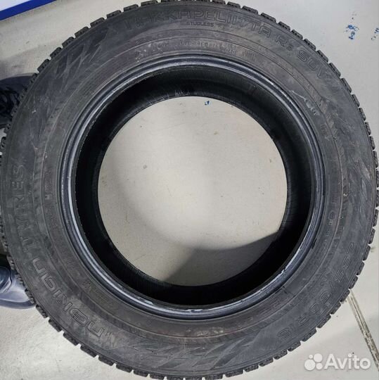 Nokian Tyres Hakkapeliitta R3 SUV 235/60 R18 107R