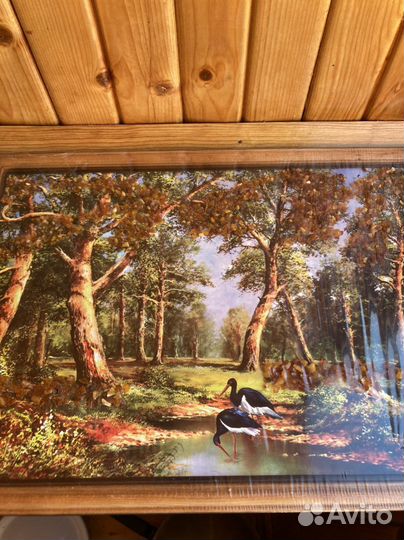 Картина паннно из янтаря и натуральных камней