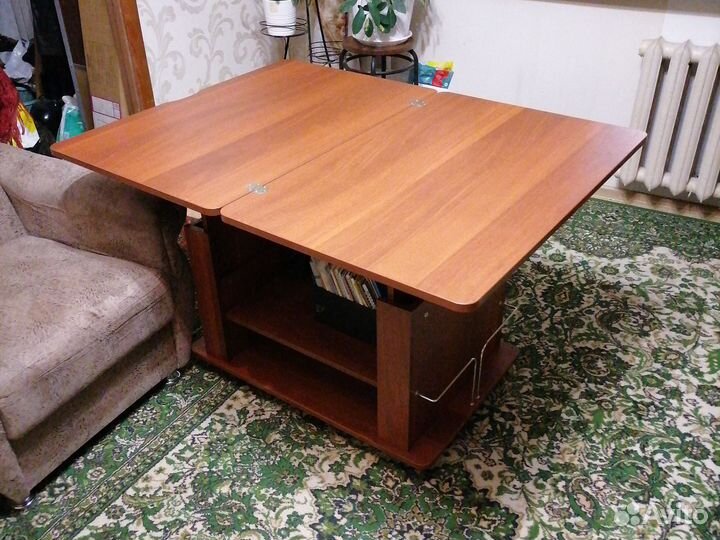 Стол раскладывающейся