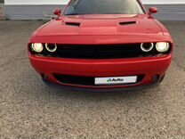 Dodge Challenger 3.6 AT, 2020, 31 000 км, с пробегом, цена 3 800 000 руб.