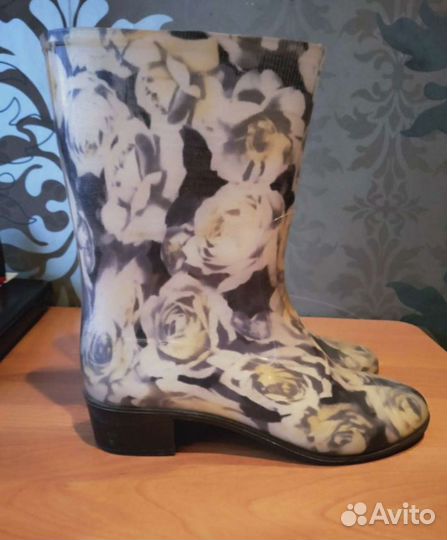 Резиновые сапоги