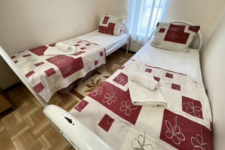 Гостиница 24 номера с бассейном