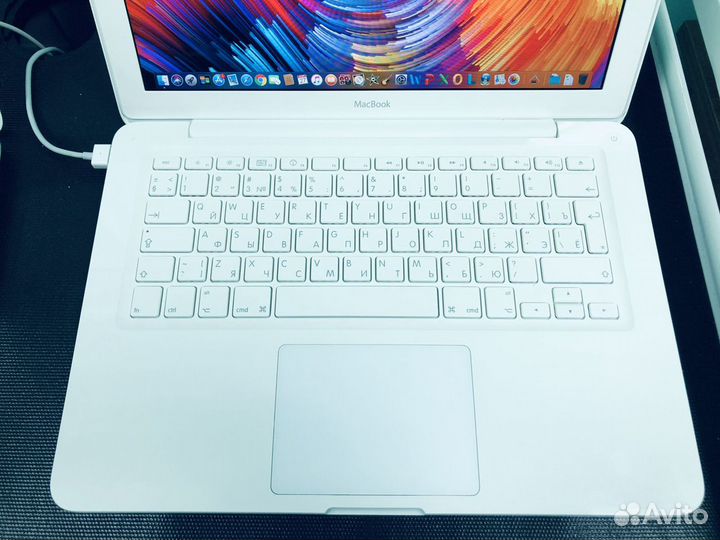 Apple Macbook 5GB/240Gb SSD