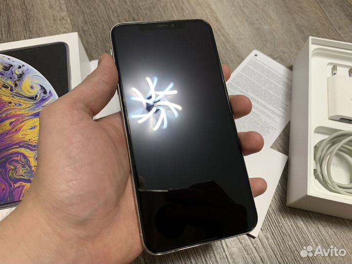 iPhone Xs Max, 64 ГБ
