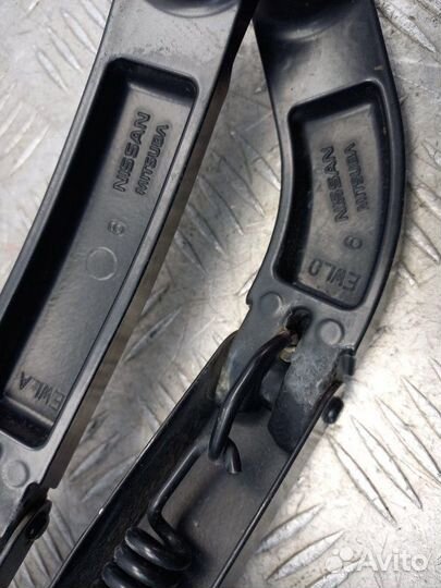 Поводок стеклоочистителя (пара) Nissan Almera G15