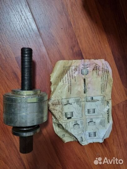 Съемник подшип ступицы лада