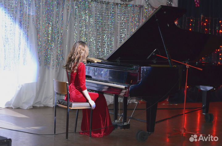 Преподаватель фортепиано