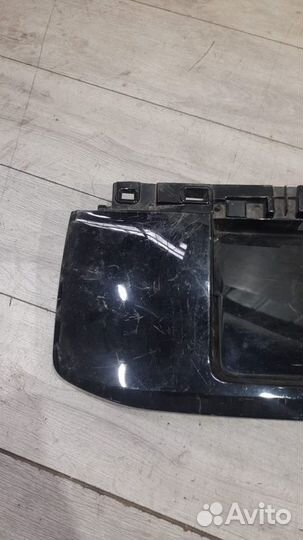 Накладка крышки багажника Toyota Land Cruiser