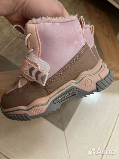 Ботинки для девочки