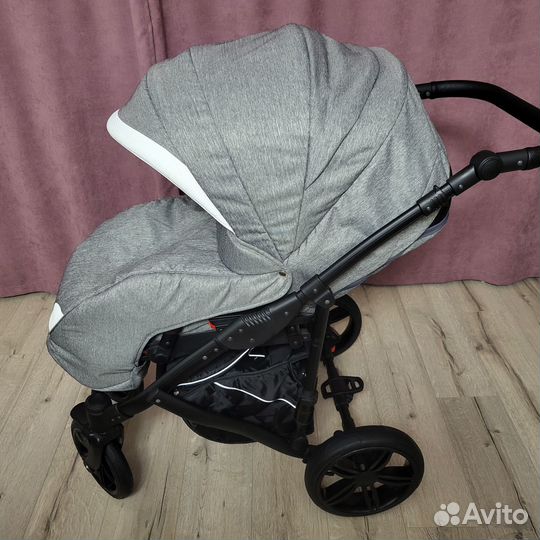 Продам детскую коляску Camarelo Baleo 2 в 1