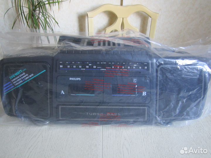 Магнитофон Philips новый
