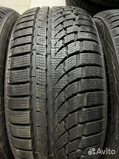 Nokian Tyres WR A4 225/40 R19