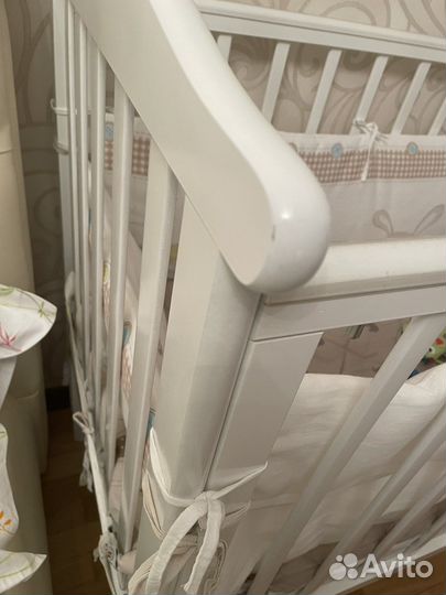 Детская кроватка с маятником Лель