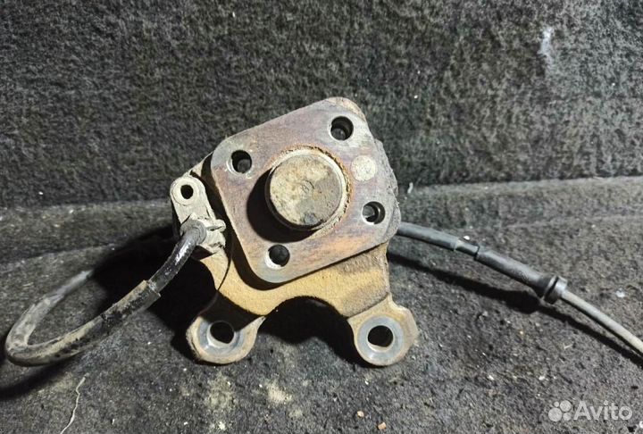 Ступица передняя правая renault twingo 1 рестайлинг (1998-2000) 0.0 nn