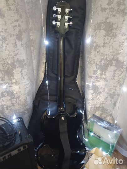 Электрогитара Epiphone SG black 2 с комбиком