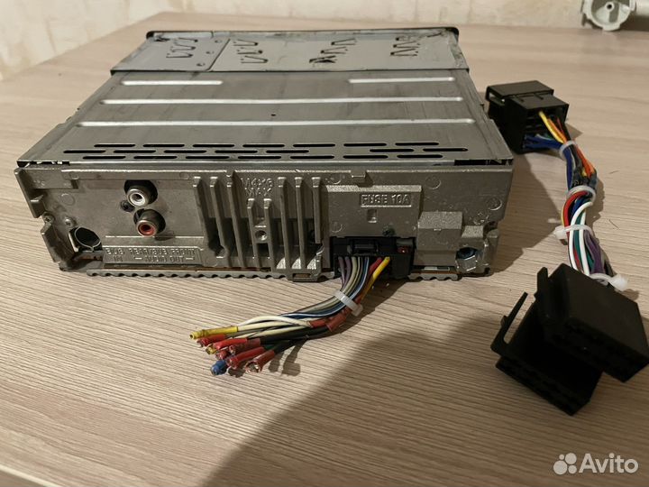 Магнитола sony SDX-GT470