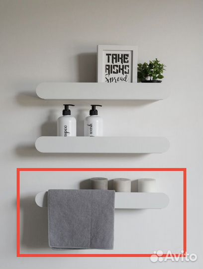 Полка в ванную белая металл новая