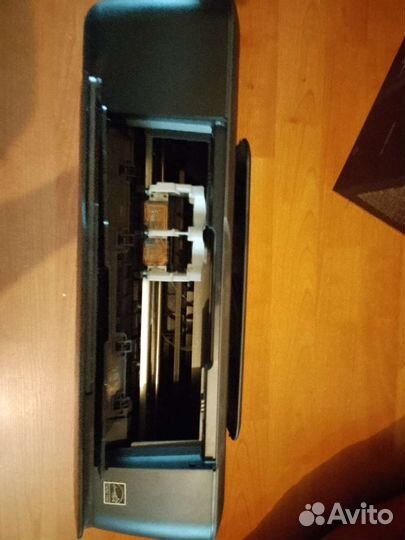 Цветной лазерный принтер hp desk jet 1000