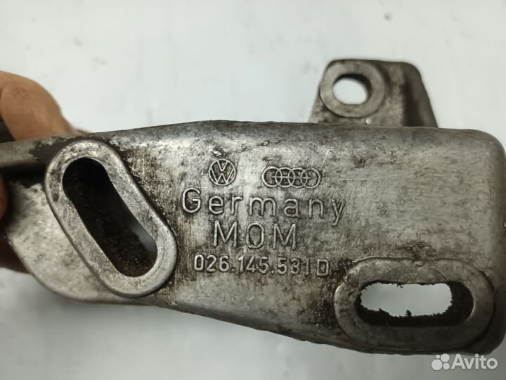 Кронштейн насоса гидроусилителя audi 80 026145531d