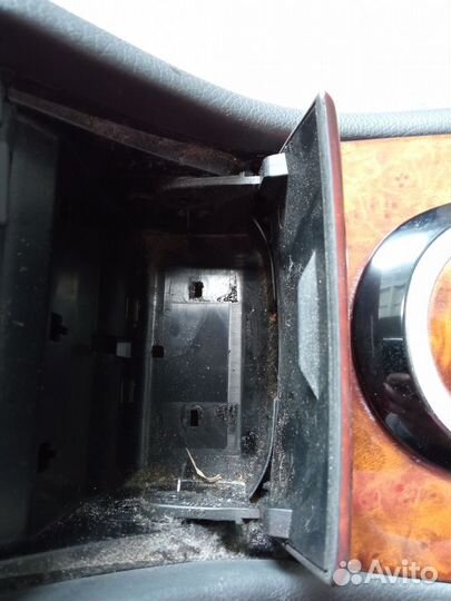 Подлокотник Мерседес W220