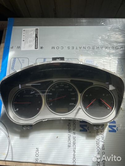 Продам приборную панель