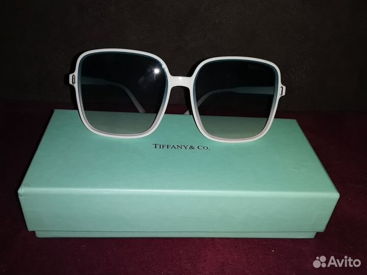 Солнцезащитные очки женские Tiffany&Co