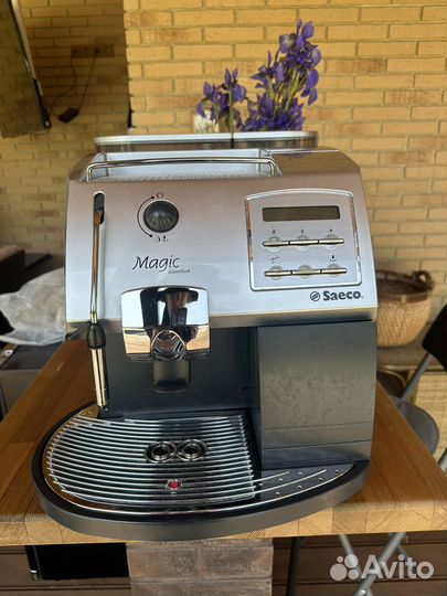 Кофемашина saeco magic comfort