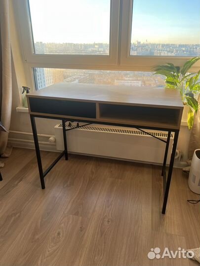 Письменный стол и стул jysk