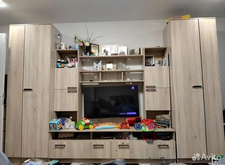 Шкаф стенка