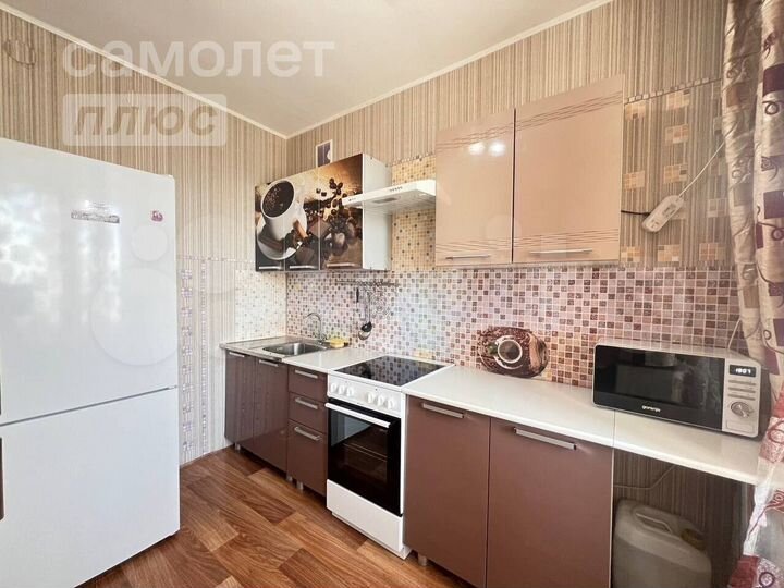 1-к. квартира, 40 м², 11/16 эт.