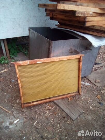 Вощина.Рамка навощенная