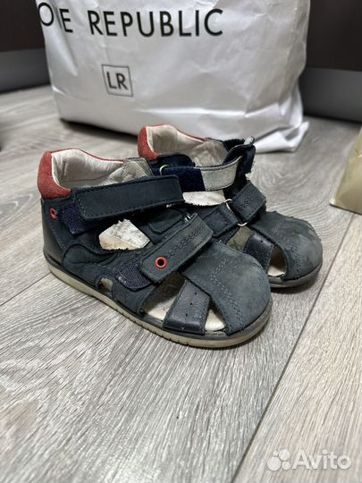 Сандали детские
