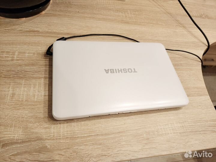 Toshiba L850, core i5, 8gb, SSD+HDD