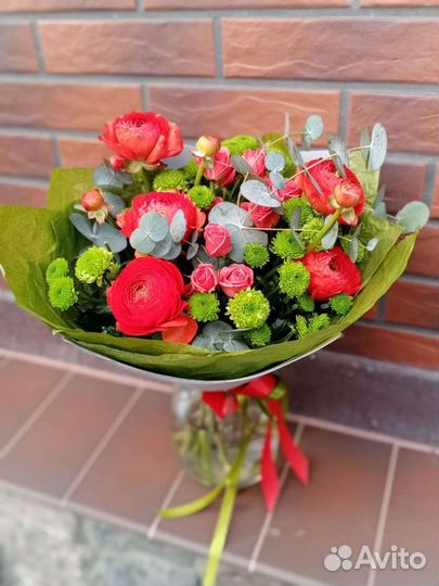 Букеты из живых цветов